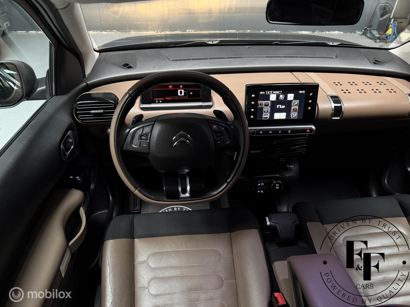 Citroën C4 Cactus 1.2|Leder|Stoelverw|Automaat|NAP|New Kett, Auto's, 82 pk, 3 cilinders, C4 Cactus, SUV of Terreinwagen