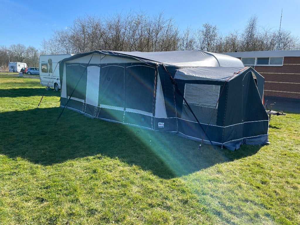 Home-car caravan met voortent 3m, Home-car, Kachel, Treinzit, Particulier