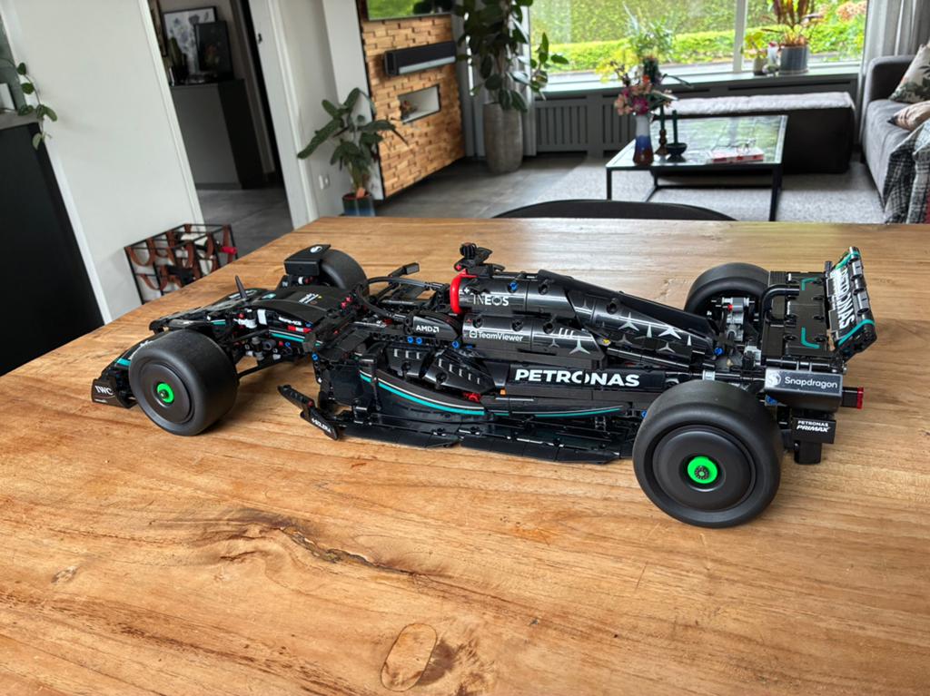 Lego Technic Mercedes AMG F1 42171, Ophalen of Verzenden, Gebruikt