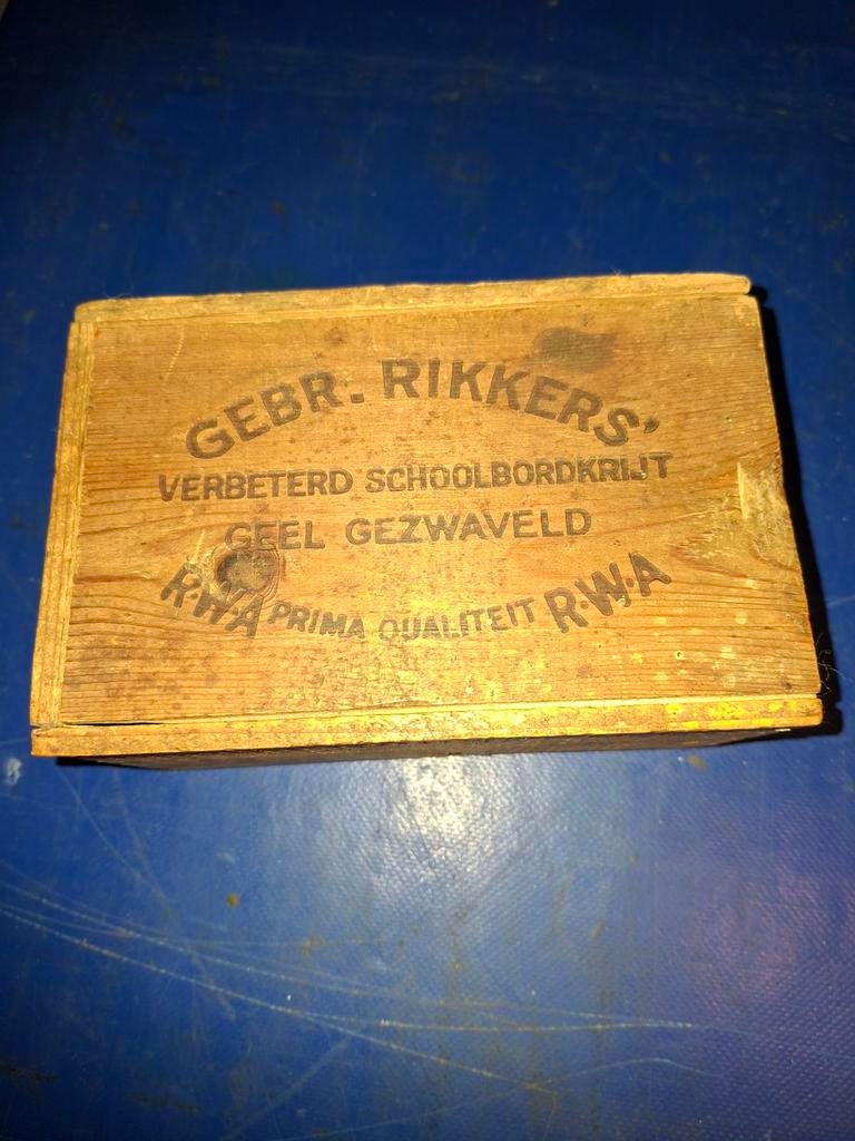 Vintage houten kistje Gebr. RIKKERS Schoolbordkrijt, Ophalen of Verzenden