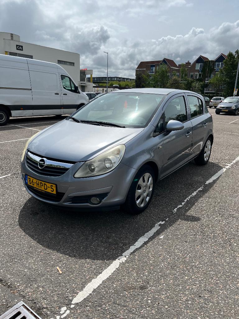 Opel Corsa 1.4 16V 5D 2009 Grijs, Auto's, Voorwielaandrijving, Euro 5, Zwart, 4 cilinders