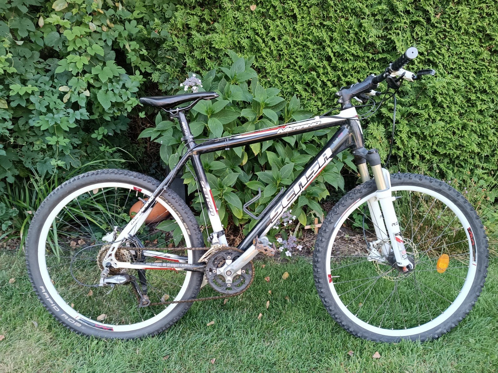 Sensa Mountainbike - Zwart/Wit, Fietsen en Brommers, 45 tot 49 cm, Ophalen, Gebruikt, Overige merken