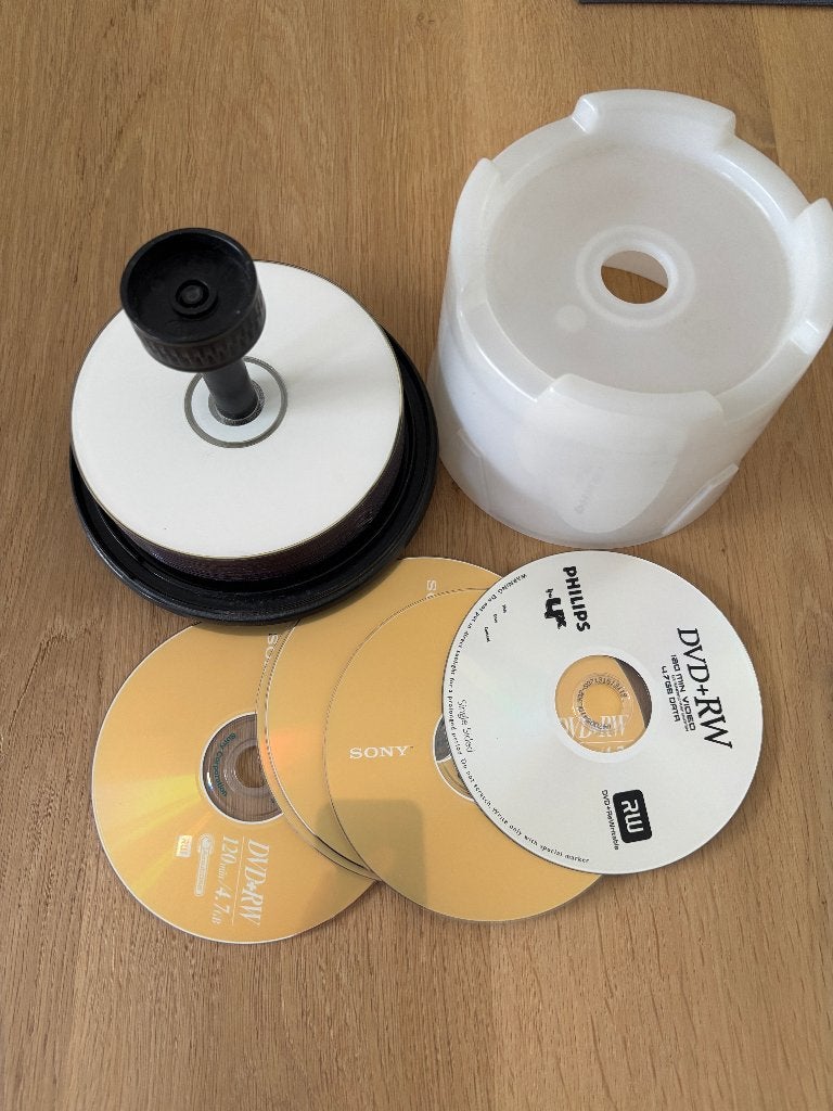 Lege DVD+r RW 4,7Gb inclusief spindels, Computers en Software, Beschrijfbare discs, Ophalen, Nieuw, Dvd, Diverse merken