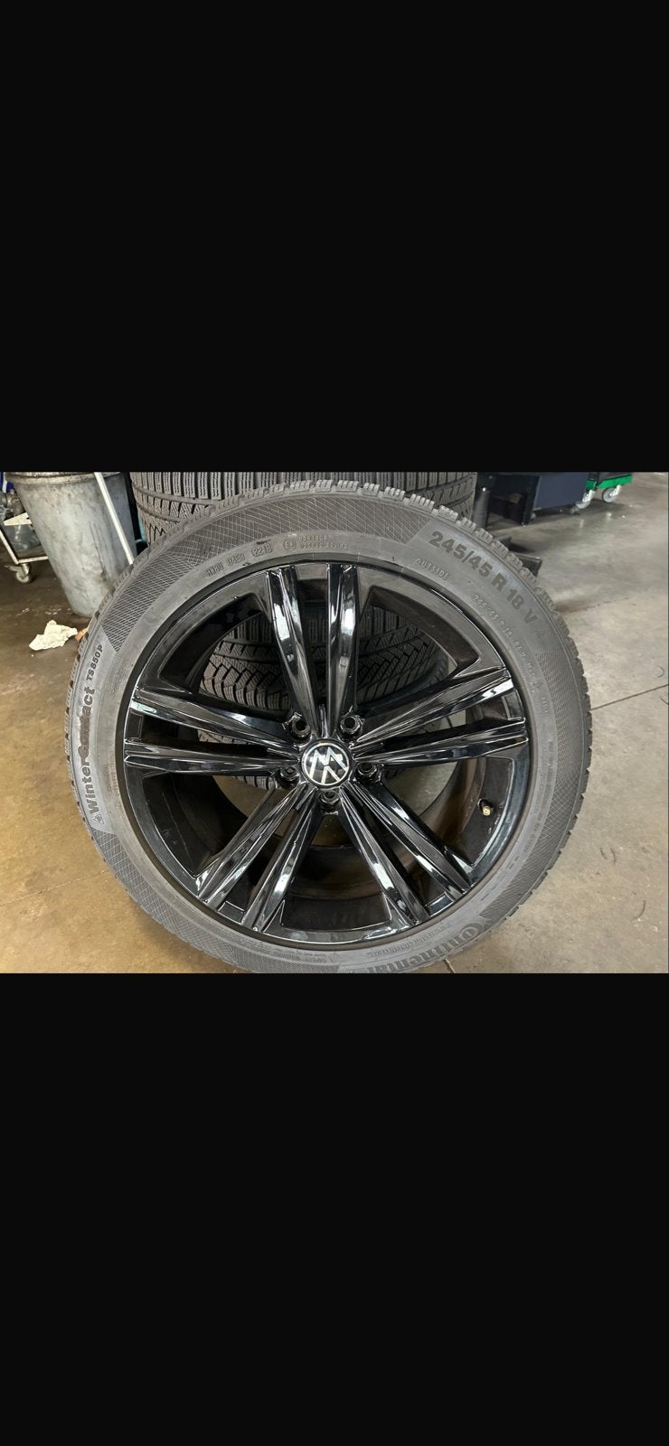 18 inch Origineel Sebring VW Velgen Zwart + Winterbanden, 18 inch, Banden en Velgen, Personenwagen, Gebruikt
