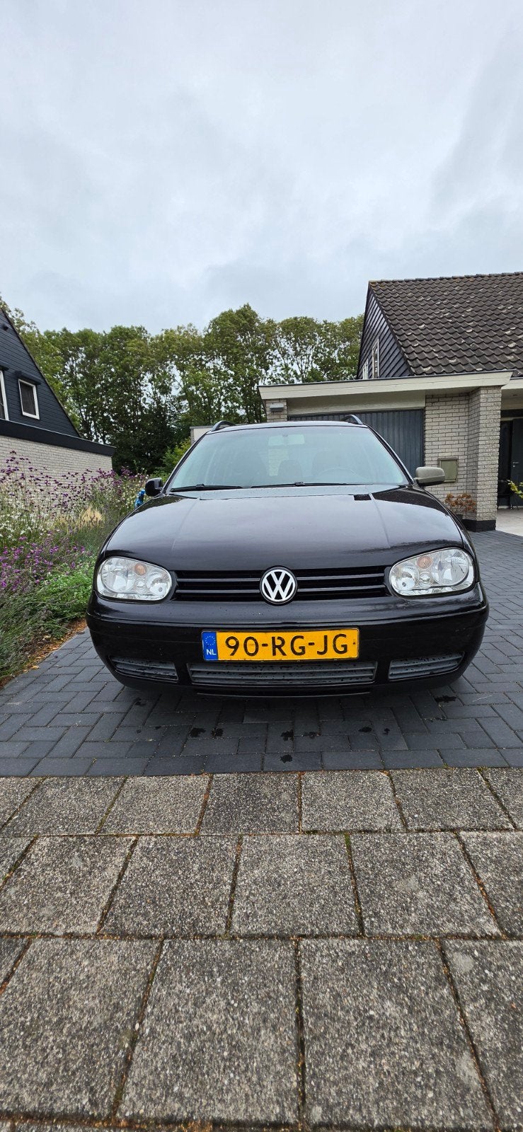 VW Golf 1.6 Variant, bouwjaar 2005, Auto's, Voorwielaandrijving, Stof, Zwart, 4 cilinders