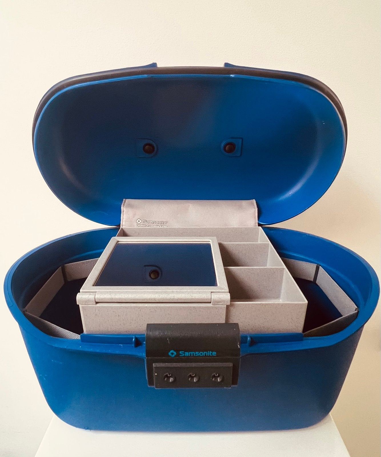 Samsonite Beautycase Hardcase met Cijferslot, Ophalen, Zo goed als nieuw, Blauw