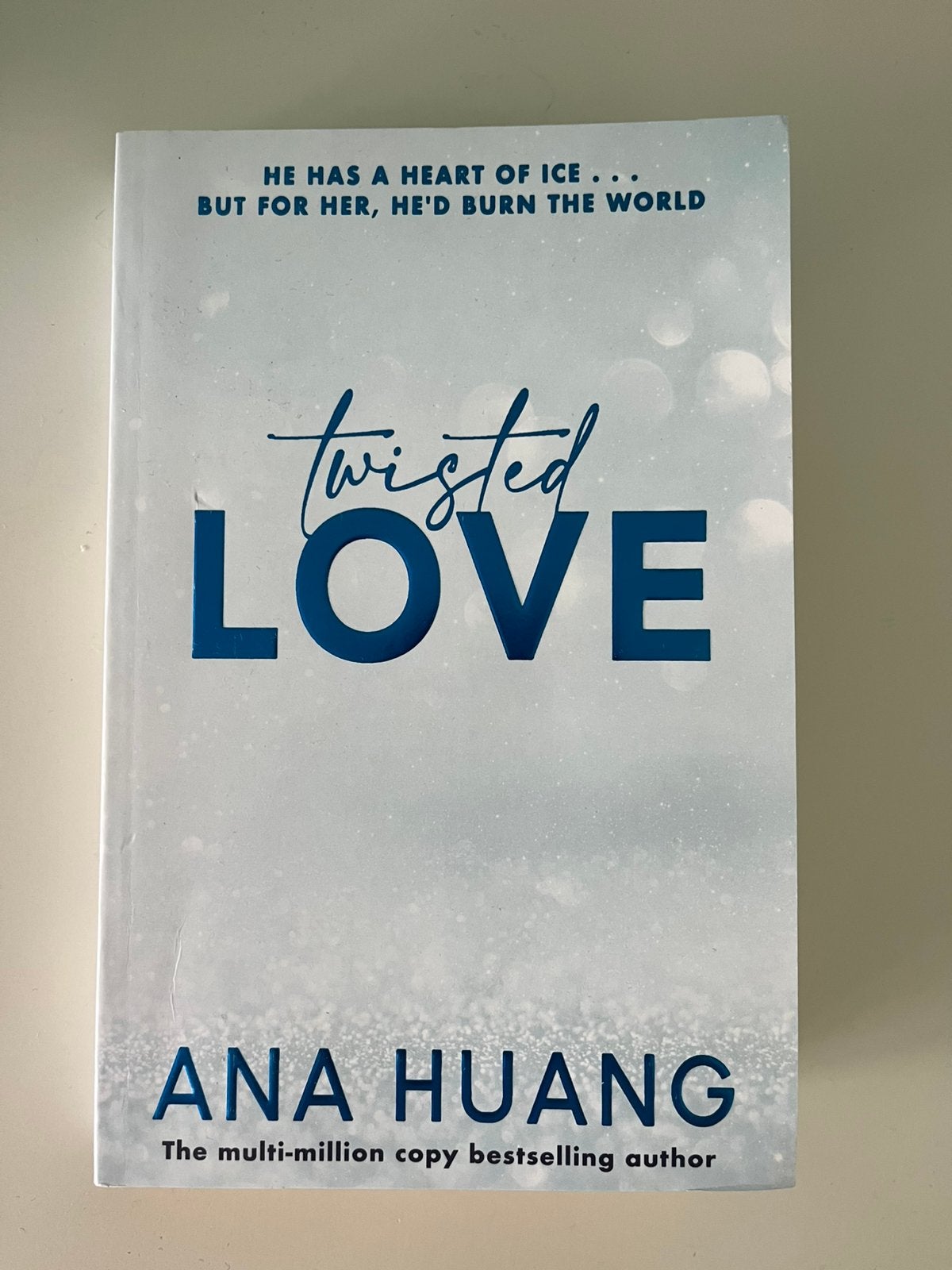 Twisted love (Engels) Ana Huang, Boeken, Romans, Ophalen, Zo goed als nieuw