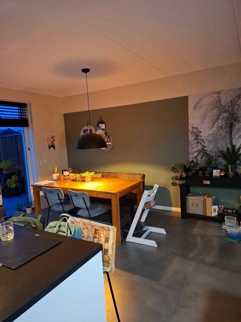Robuuste eettafel van teakhout., Huis en Inrichting, Tafels | Eettafels, Ophalen, Teakhout, 50 tot 100 cm, Zo goed als nieuw
