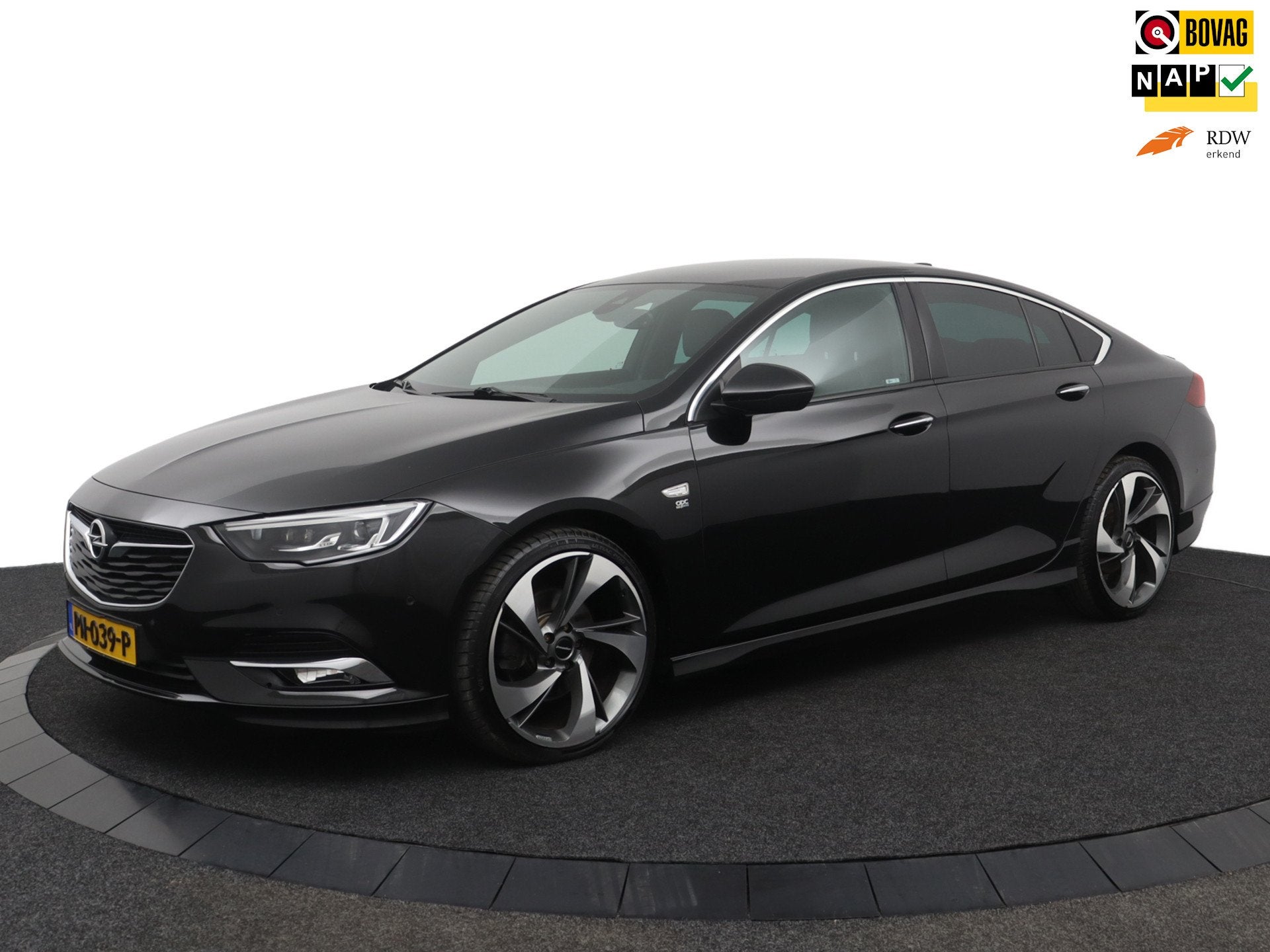 Opel Insignia Grand Sport 1.6 CDTI Innovation I XENON I LEER, Auto's, Gebruikt, 4 cilinders, Zwart, Bedrijf