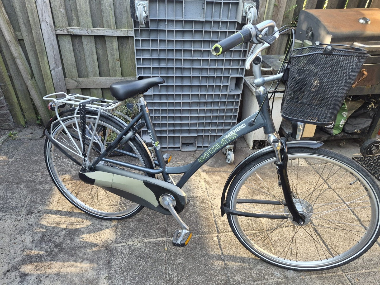 Batavus Weekend Damesfiets met Mand - Gebruikt, Ophalen, Terugtraprem, Versnellingen, Batavus