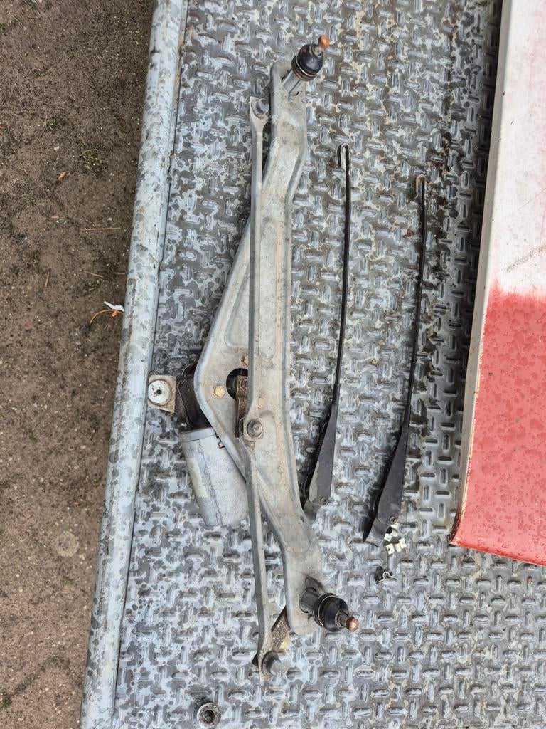Ruitenwisser motor golf1 golf mk1, Auto-onderdelen, Ophalen of Verzenden, Gebruikt, Volkswagen