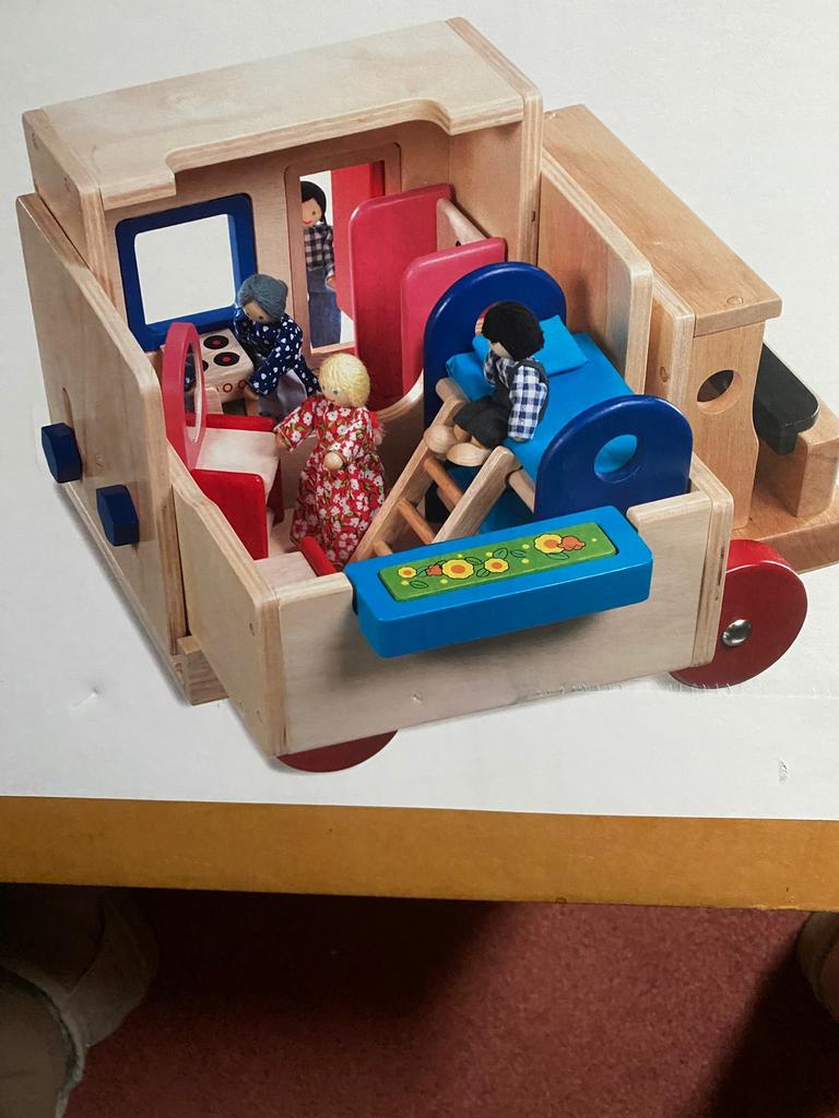In prijs  verlaagd Houten speelhuisje, Ophalen of Verzenden, Zo goed als nieuw, Poppenhuis