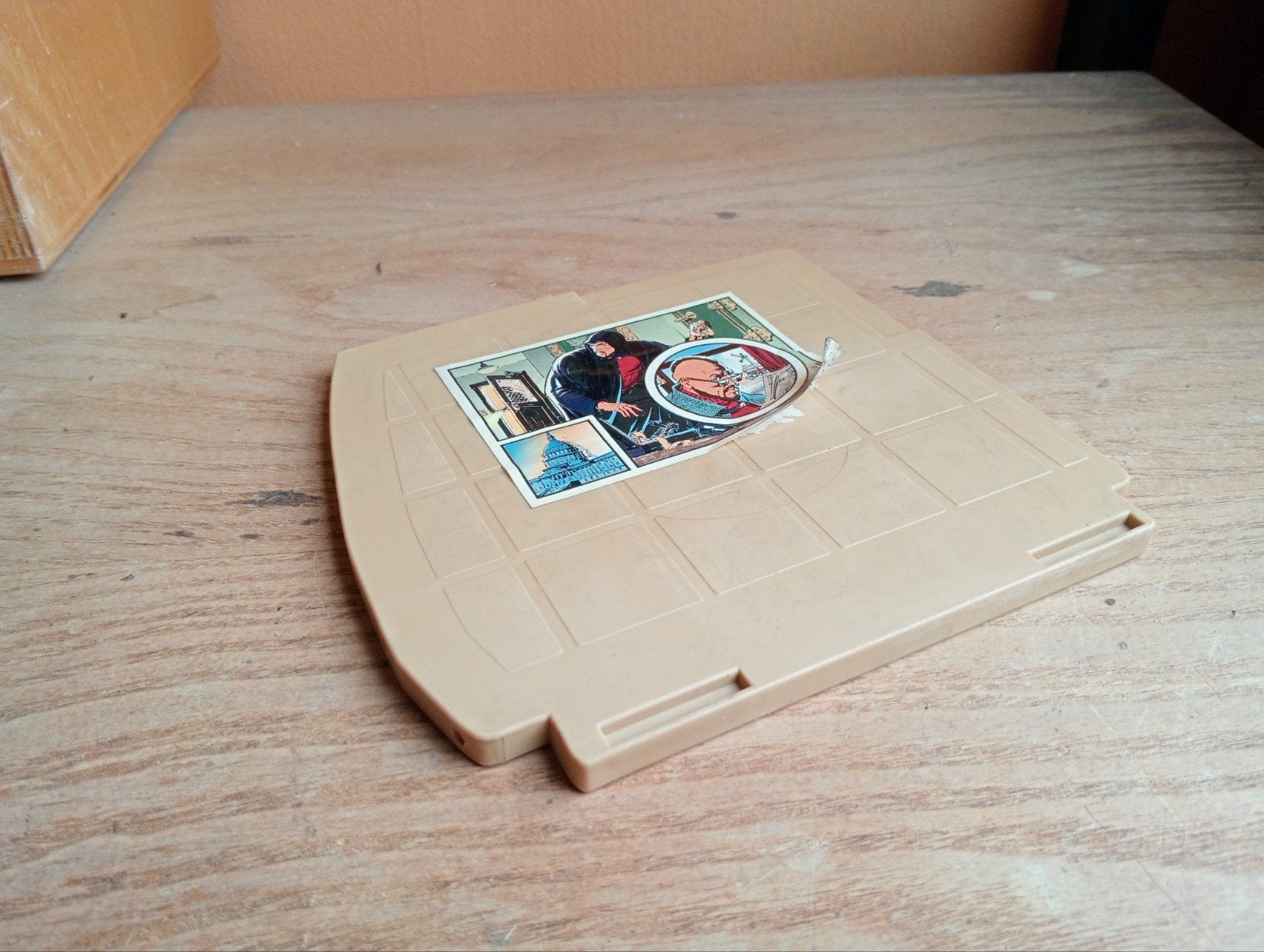 Mattel big jim super commando inside plate part vintage 1984, Kinderen en Baby's, Speelgoed | Actiefiguren, Ophalen of Verzenden
