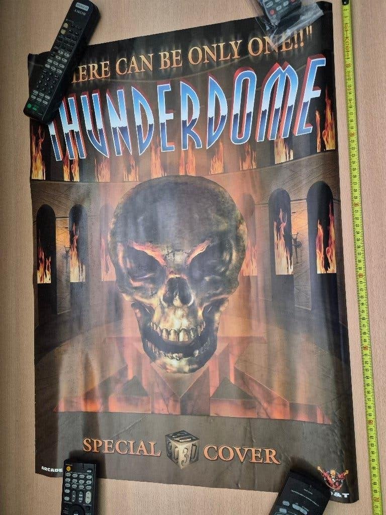 Thunderdome Special 3D Cover Poster, Verzamelen, Posters, Ophalen of Verzenden, A1 t/m A3, Overige onderwerpen, Rechthoekig Staand