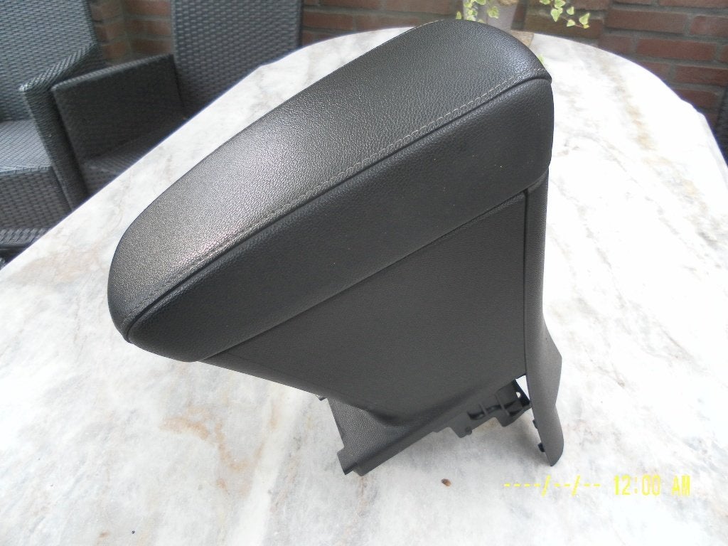 armsteun opel corsa f origineel met usb aansluiting zgan, Auto-onderdelen, Ophalen of Verzenden, Opel