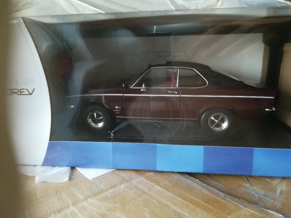 opel manta a berlinetta 1:18 nieuw in doos, Hobby en Vrije tijd, Modelauto's | 1:18, Ophalen of Verzenden, Nieuw, Auto, Norev
