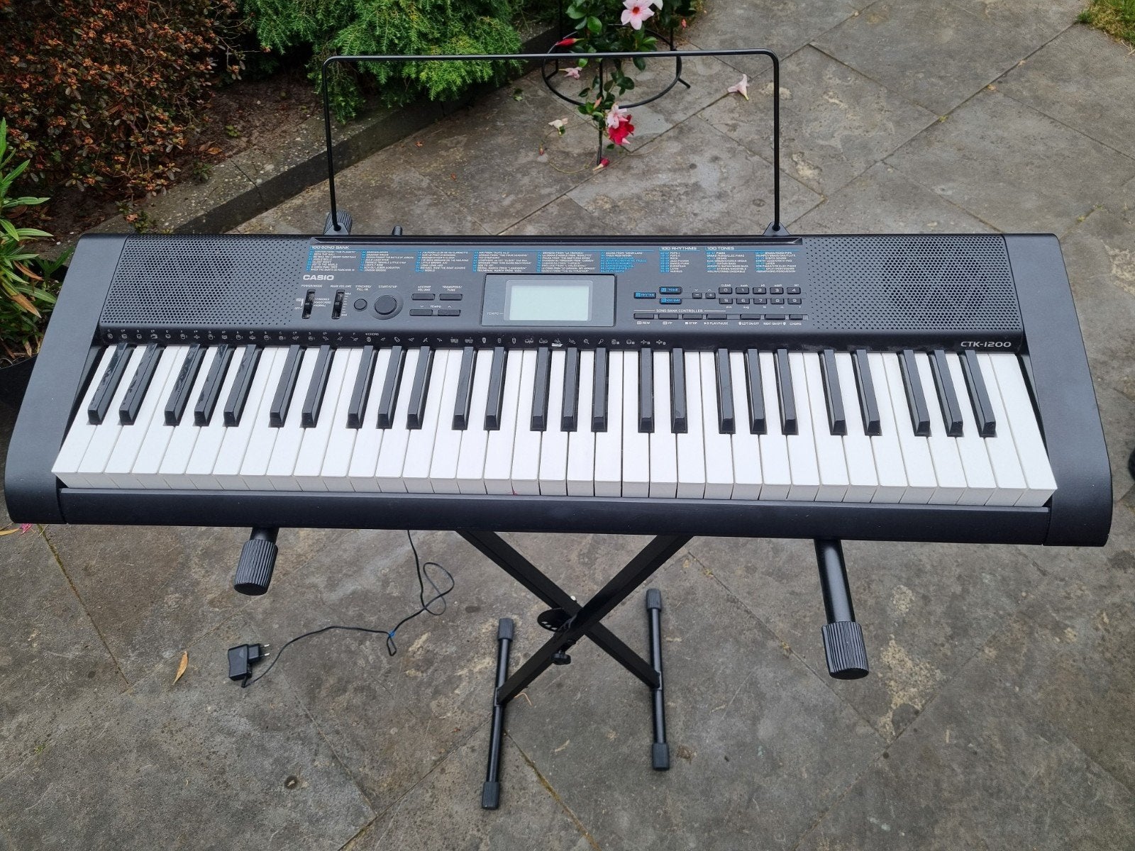 Casio CTK-1200 Keyboard met standaard, Ophalen