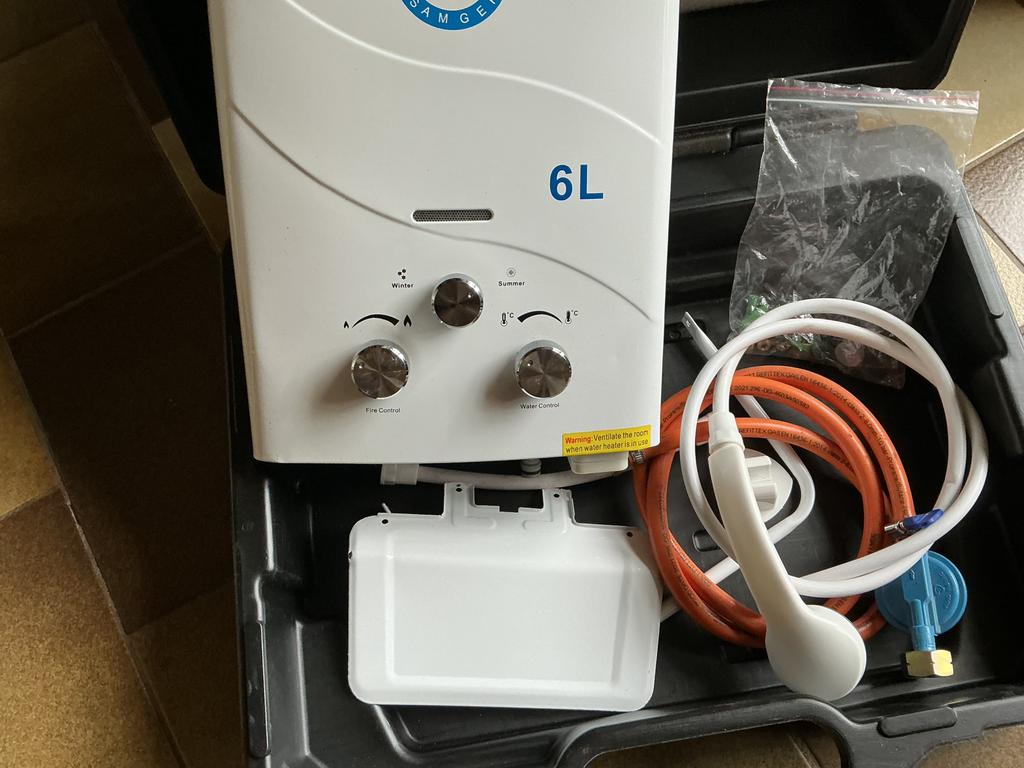 Mobiele geiser, 6liter, op flessengas,, Doe-het-zelf en Verbouw, Geisers en Boilers, Geiser, Ophalen of Verzenden, Minder dan 20 liter