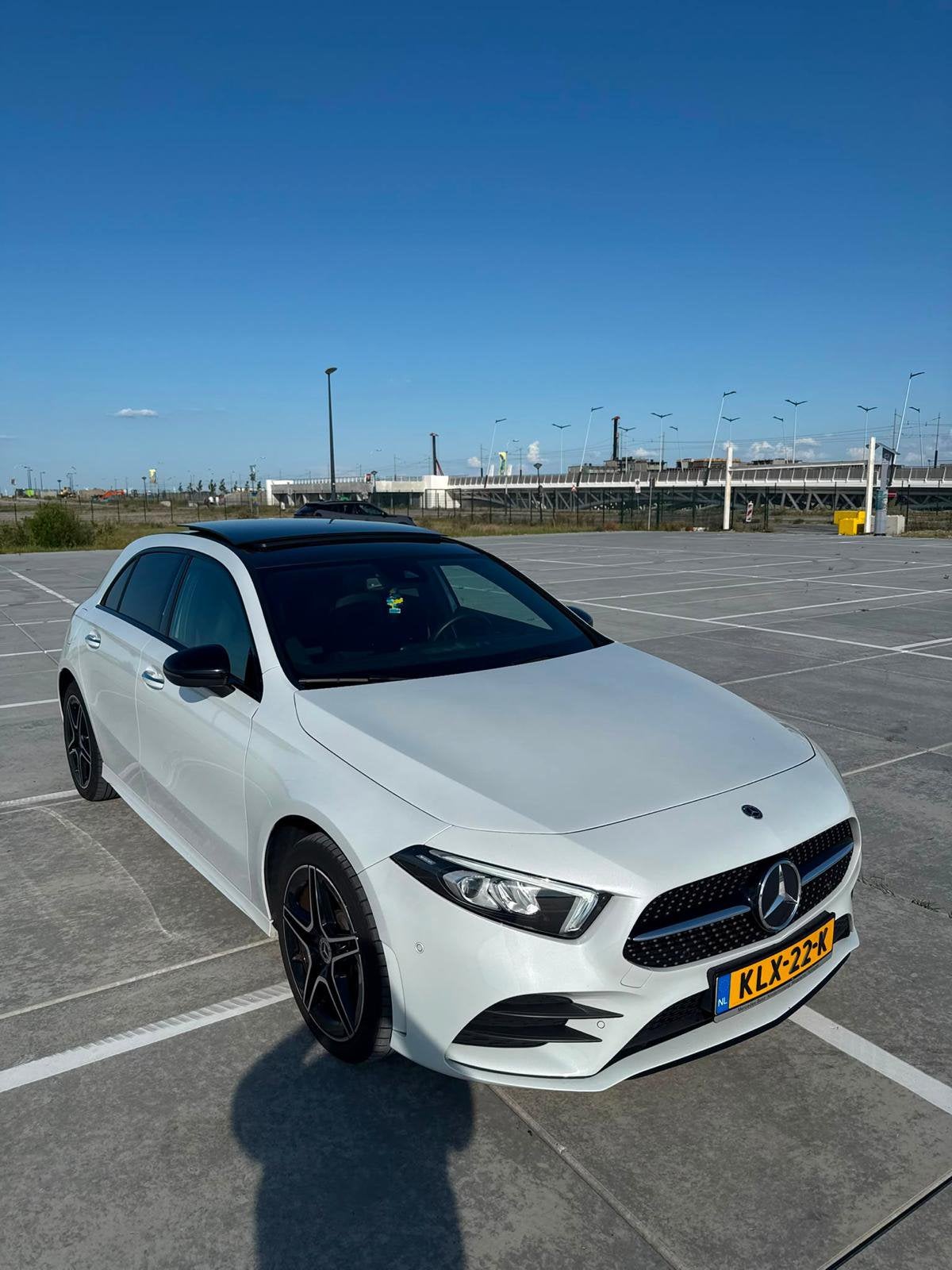 Mercedes-Benz A250e | AMG line | Pano | 218 pk, Particulier, Te koop