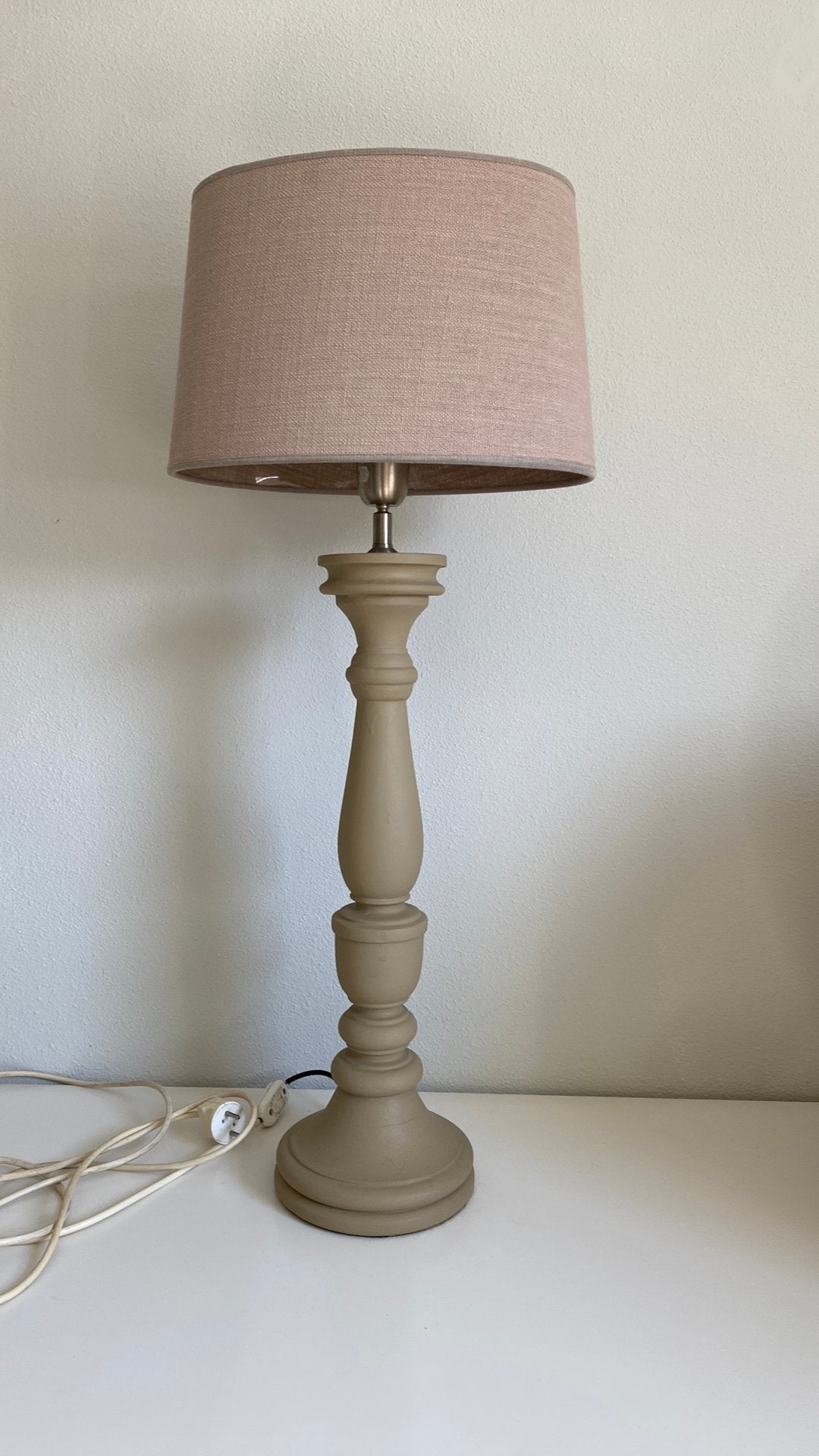 Lamp met kap taupe, Ophalen, Zo goed als nieuw, Met kap