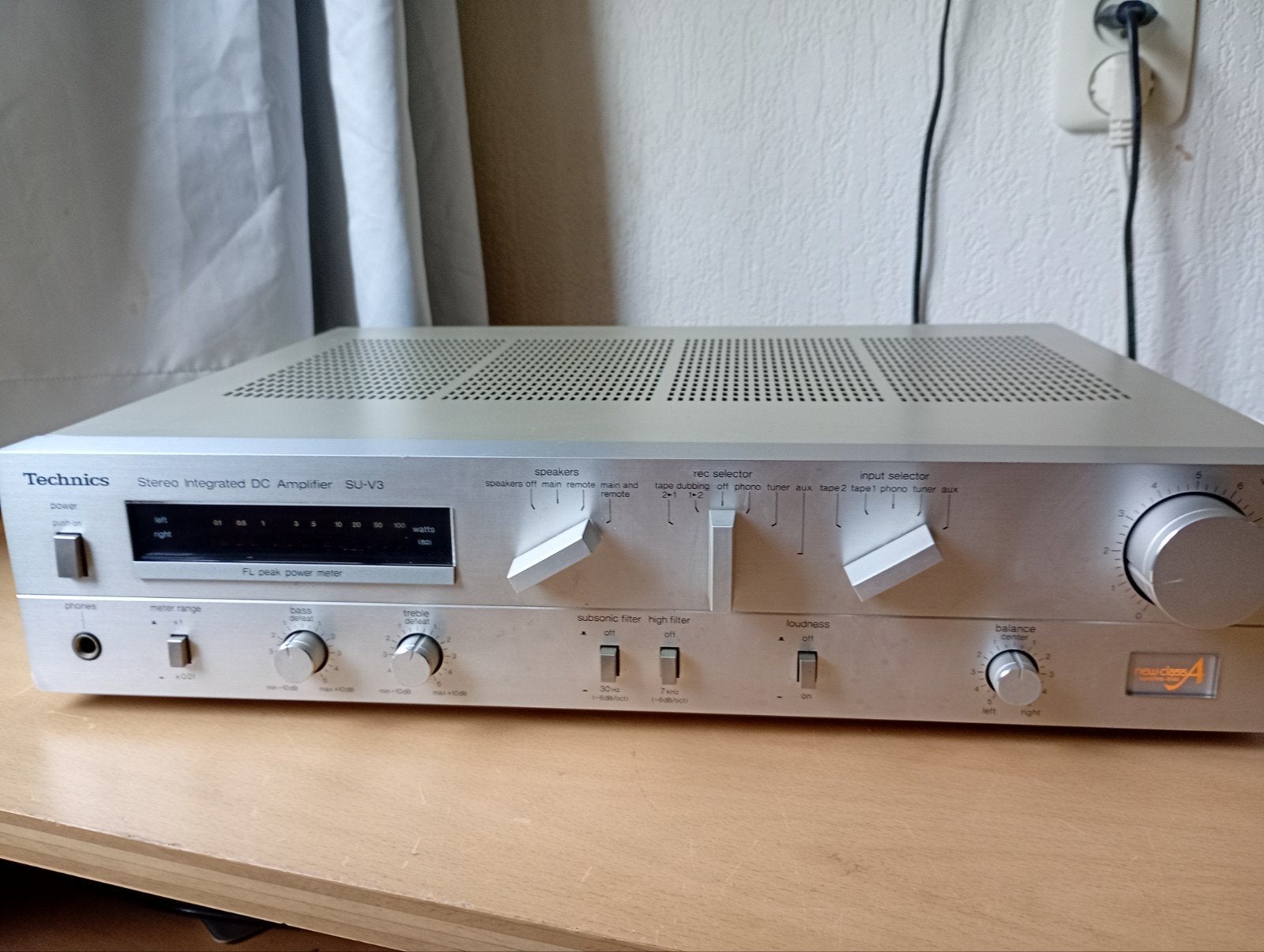 Technics SU-V3 Stereo Versterker, Audio, Tv en Foto, Overige merken, Gebruikt, Ophalen of Verzenden, Minder dan 60 watt