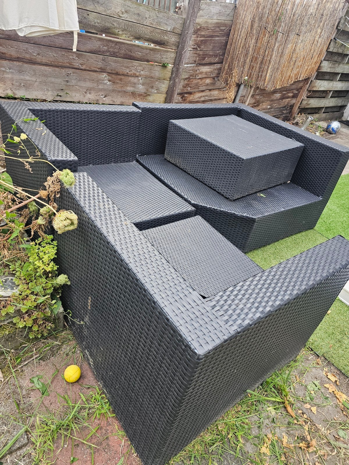 Royal Patio Wicker Loungeset - Zwart, 4-5 zitplaatsen, Ophalen, 5 zitplaatsen, Gebruikt, Bank