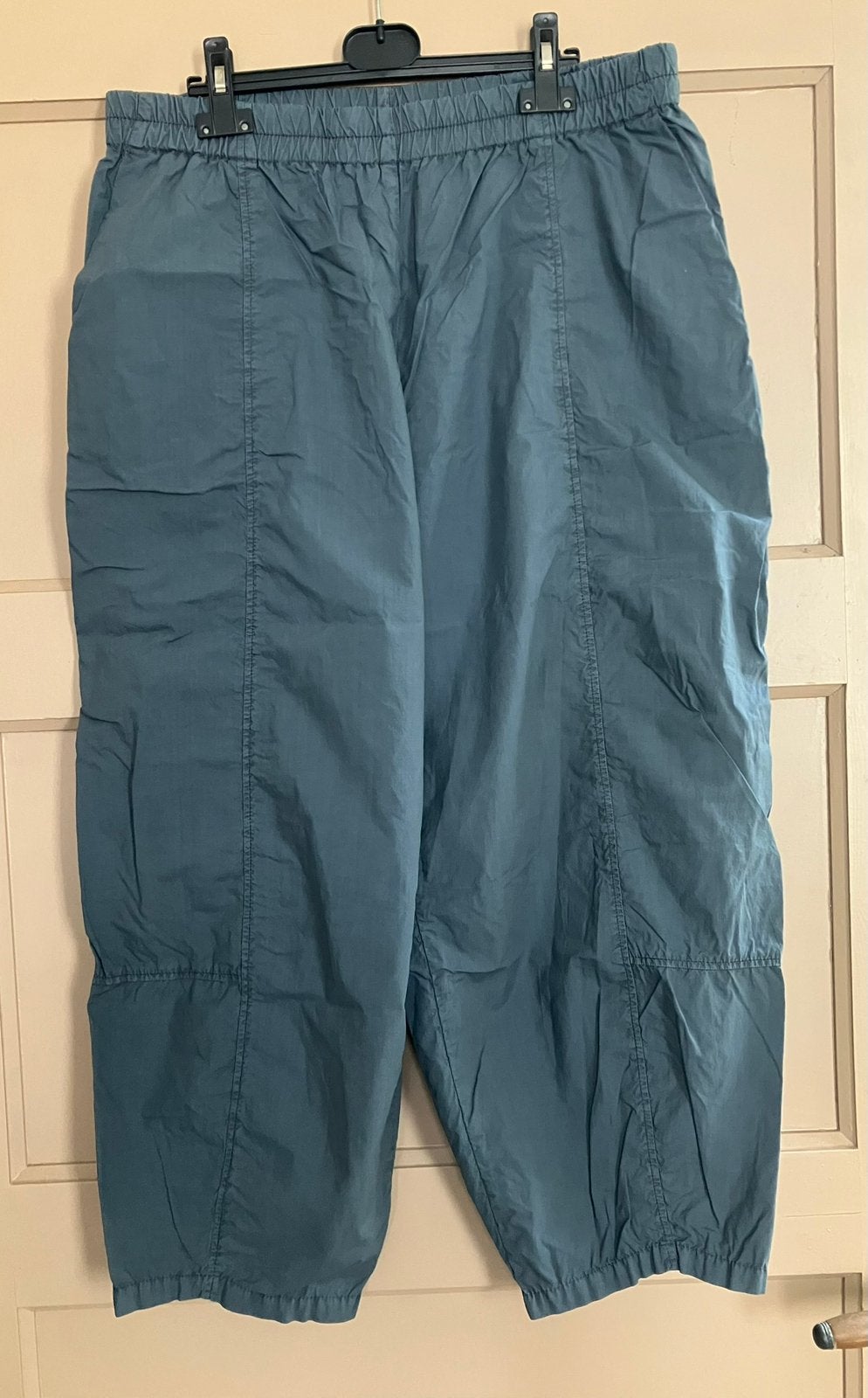 Ischiko OSKA Grijsblauwe Lichtgewicht Katoenen Broek, mt 3, Verzenden, Maat 42/44 (L), Gedragen, Grijs