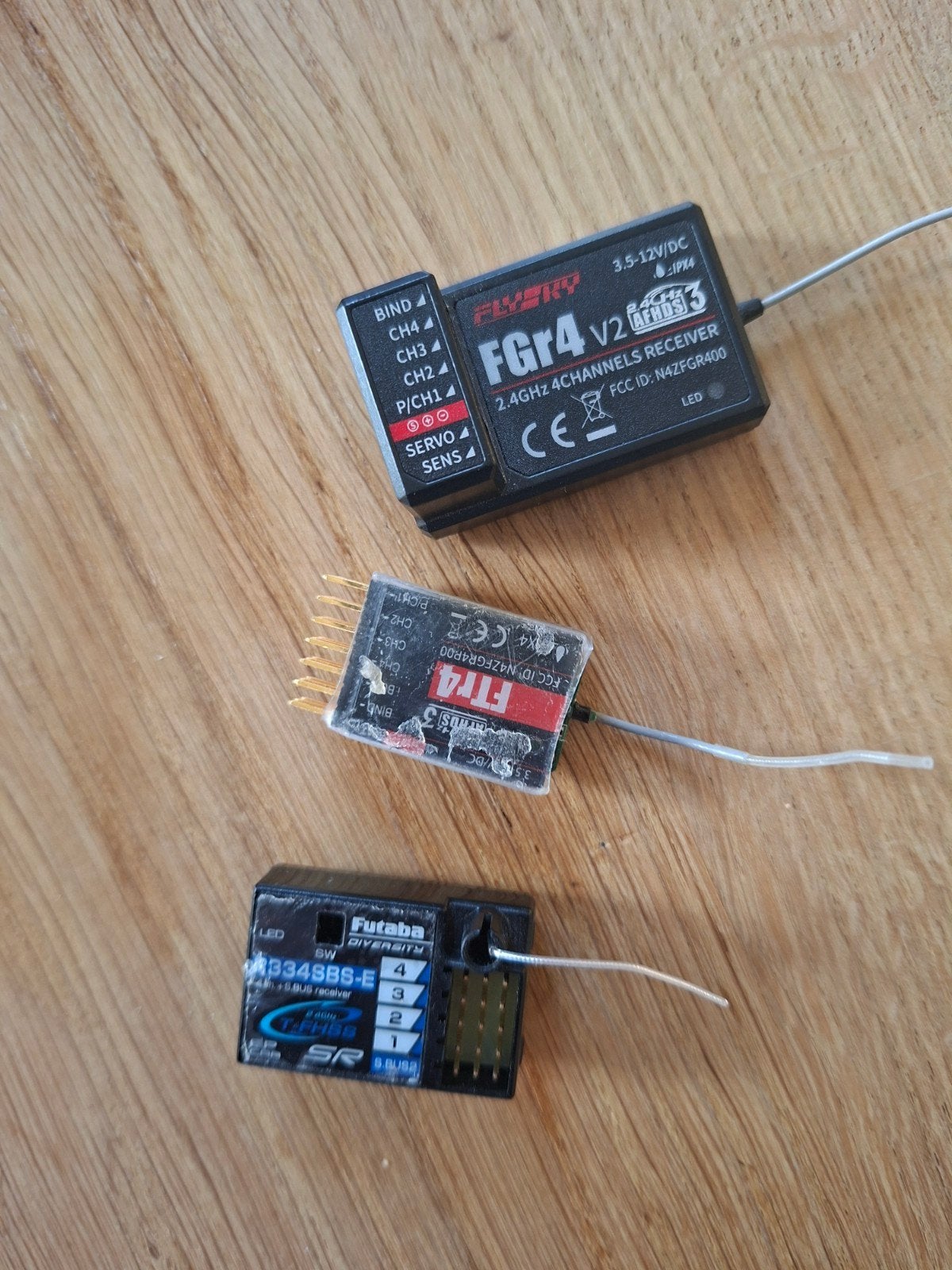 RC Ontvangers Set: Futaba R334SBS-E, Flysky FGr4 V2, FTr4, Ophalen of Verzenden, Gebruikt