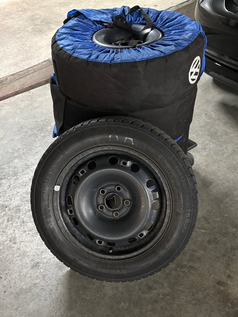 Winterbanden op stalen velg, Ophalen, Gebruikt, 15 inch, Band(en)