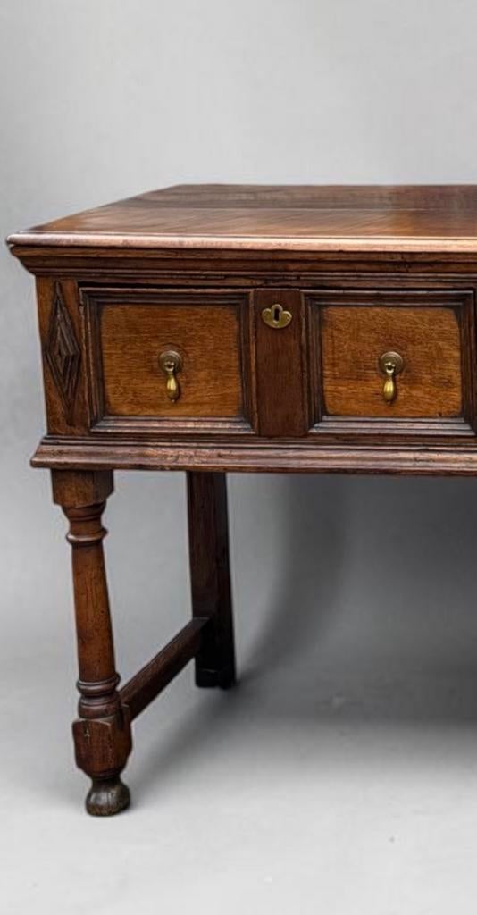 Antieke Engelse Dresser ca 1689, Antiek en Kunst, Antiek | Meubels | Tafels, Ophalen
