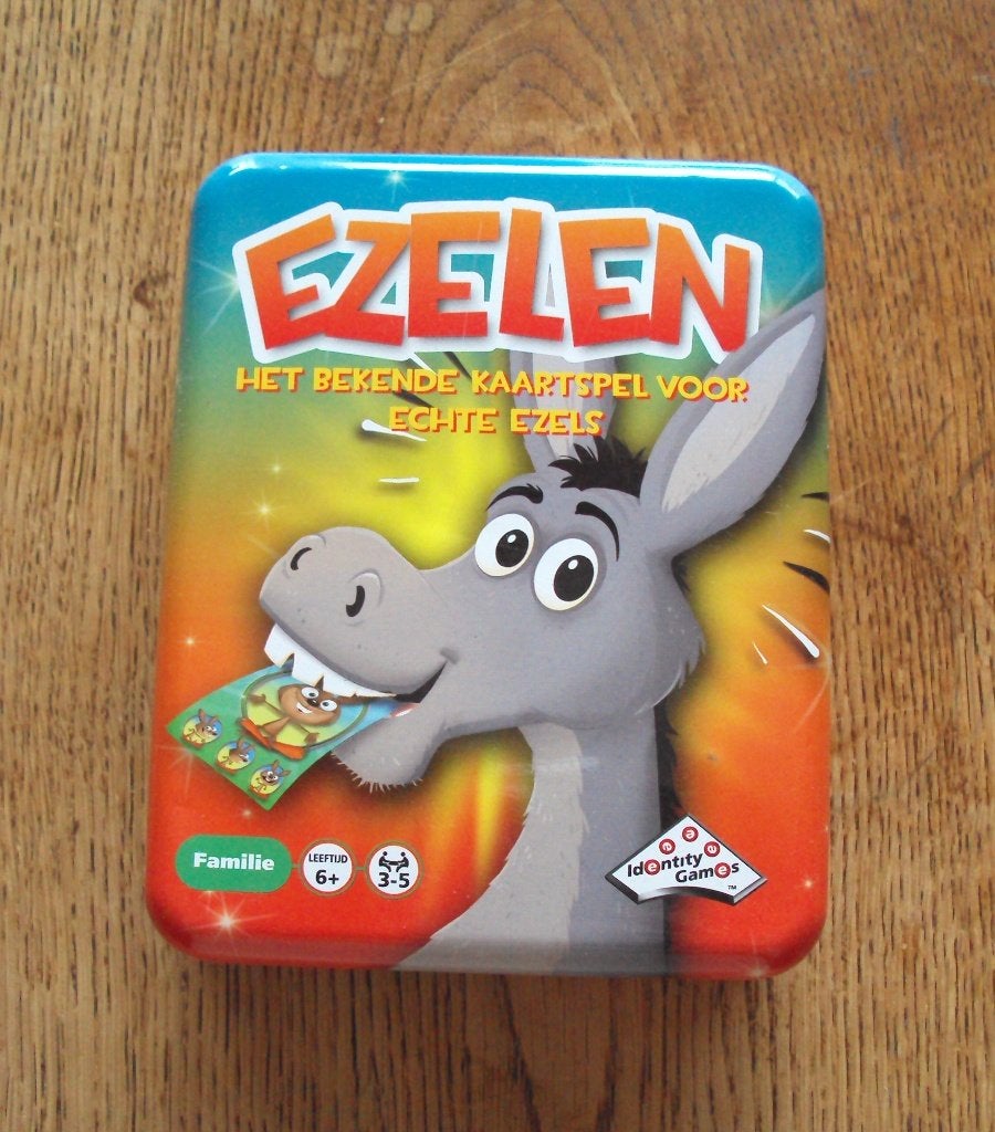 Ezelen kaartspel, Drie of vier spelers, Ophalen of Verzenden, Zo goed als nieuw, Identity Games