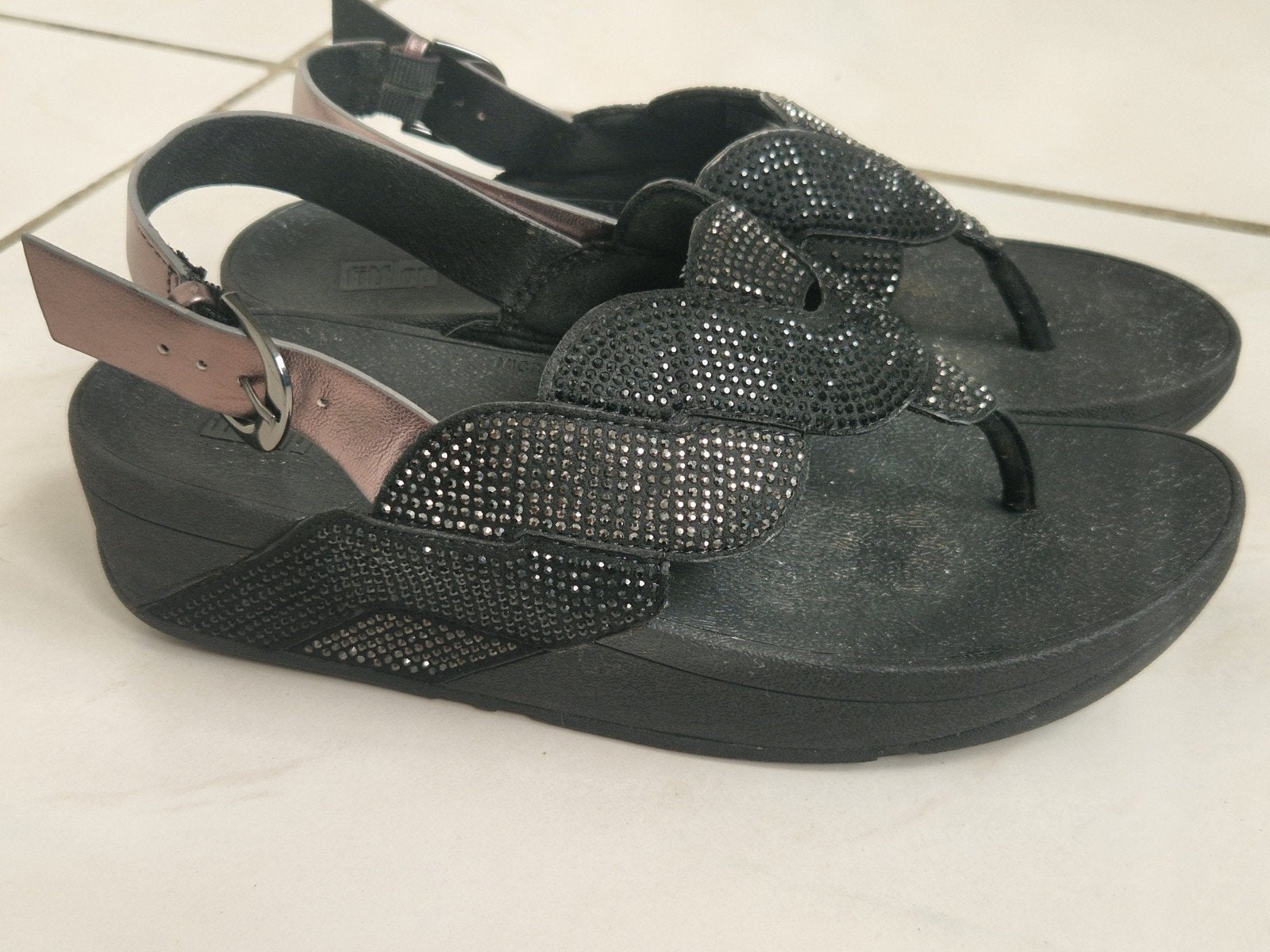 FitFlop sandalen met strass steentjes, maat 37, Zwart, FitFlop, Zo goed als nieuw, Sandalen of Muiltjes