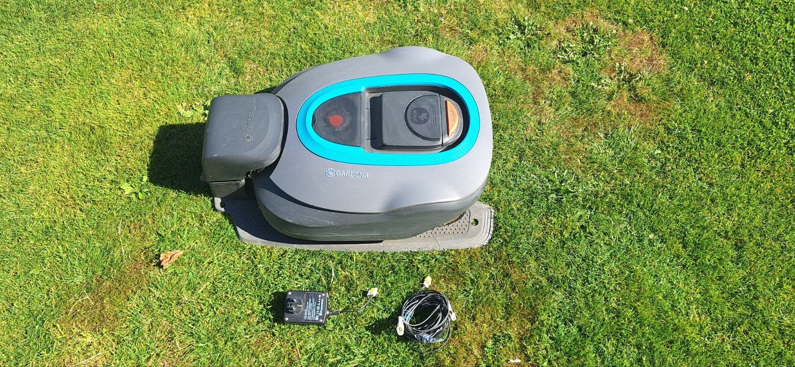Gebruikte Gardena Smart Sileno + 1600 Robotmaaier, Tuin en Terras, Grasmaaiers, Ophalen, Cirkelmaaier, Gebruikt, Accu-grasmaaier