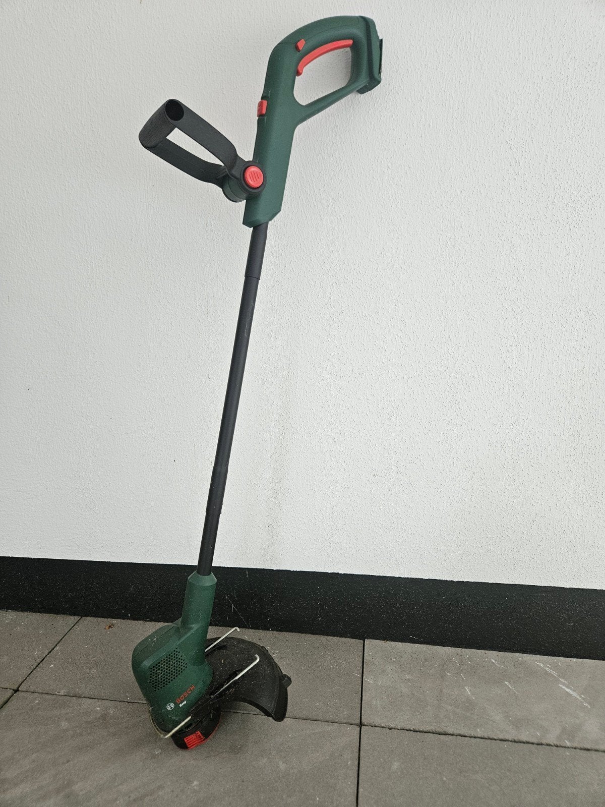 Bosch ART 23-18 LI Accu Grastrimmer - Zo goed als nieuw, Ophalen, Accu, Zo goed als nieuw, 30 tot 50 cm