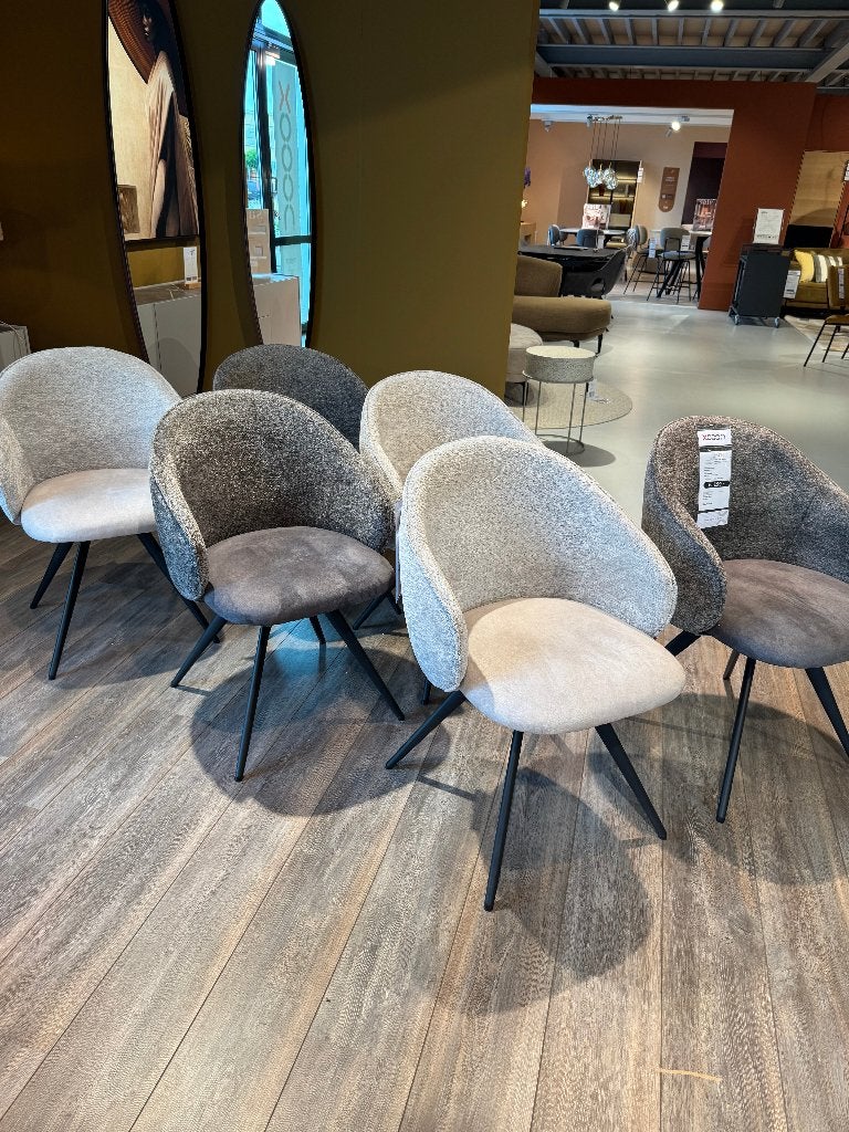 Te koop: XOOON eetkamerstoelen, Ophalen of Verzenden, Zo goed als nieuw, Stof, Grijs