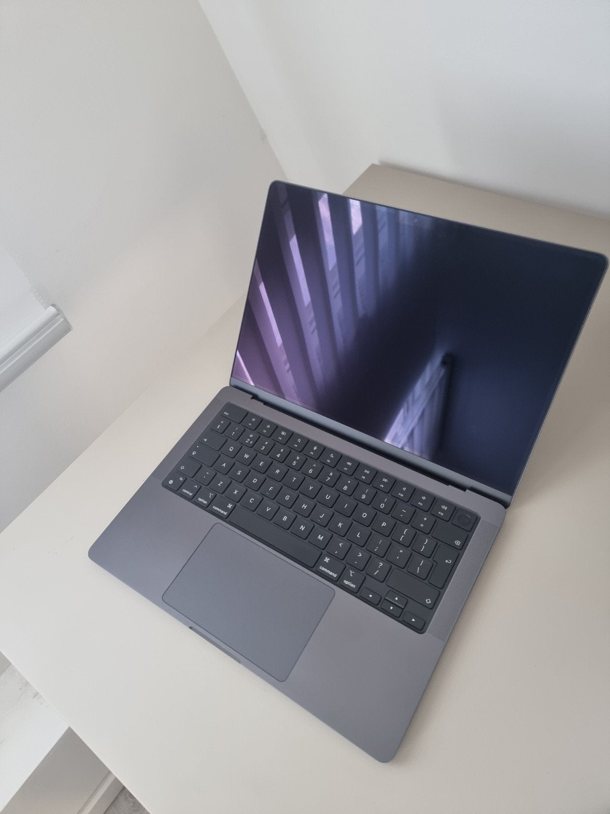 Foto 4 van MacBook Pro M4 2024 14 inch - Nieuwstaat