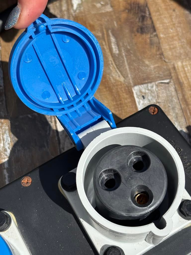 Promes CEE Krachtstroom Verdeelblok 3x 16A met Kabel, Ophalen of Verzenden, Gebruikt, Stopcontact