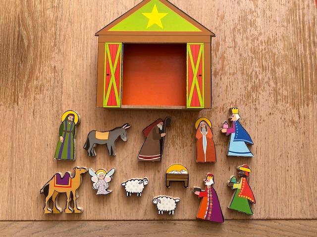 kerststalletje voor kinderen van hout, Diversen, Kerst, Ophalen of Verzenden, Zo goed als nieuw