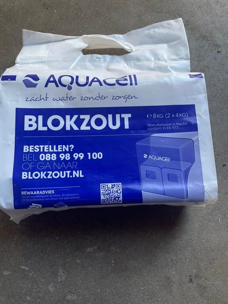 25 + zakken Zoutblokken voor waterontharder, Witgoed en Apparatuur, Waterontharders, Ophalen, Nieuw