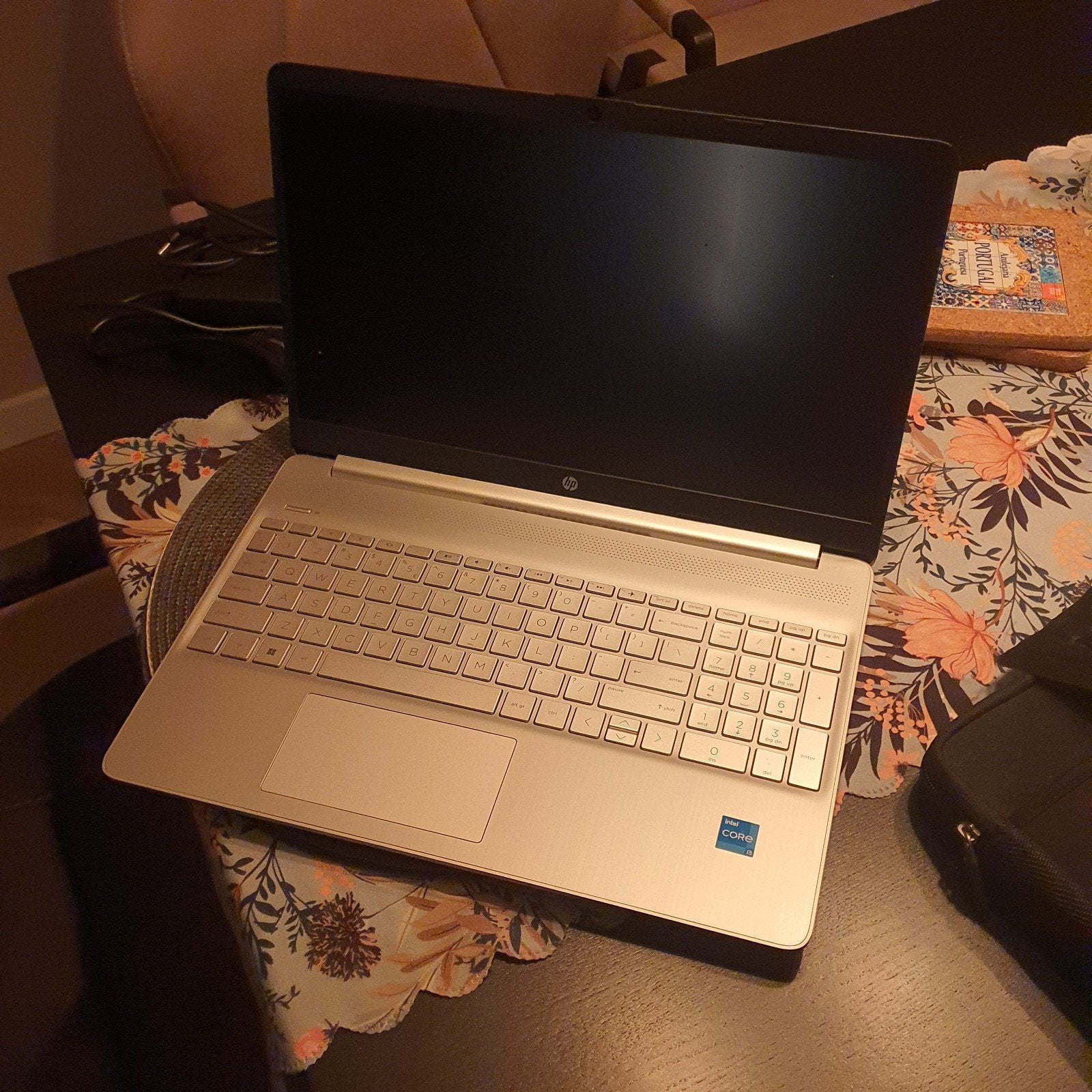 HP 15s-fq2934nd 15 inch laptop (8 GB RAM, 256 GB SSD, i3), Hp, 256 GB, 2 tot 3 Ghz, 11th Gen: Intel Core i3-1115G4