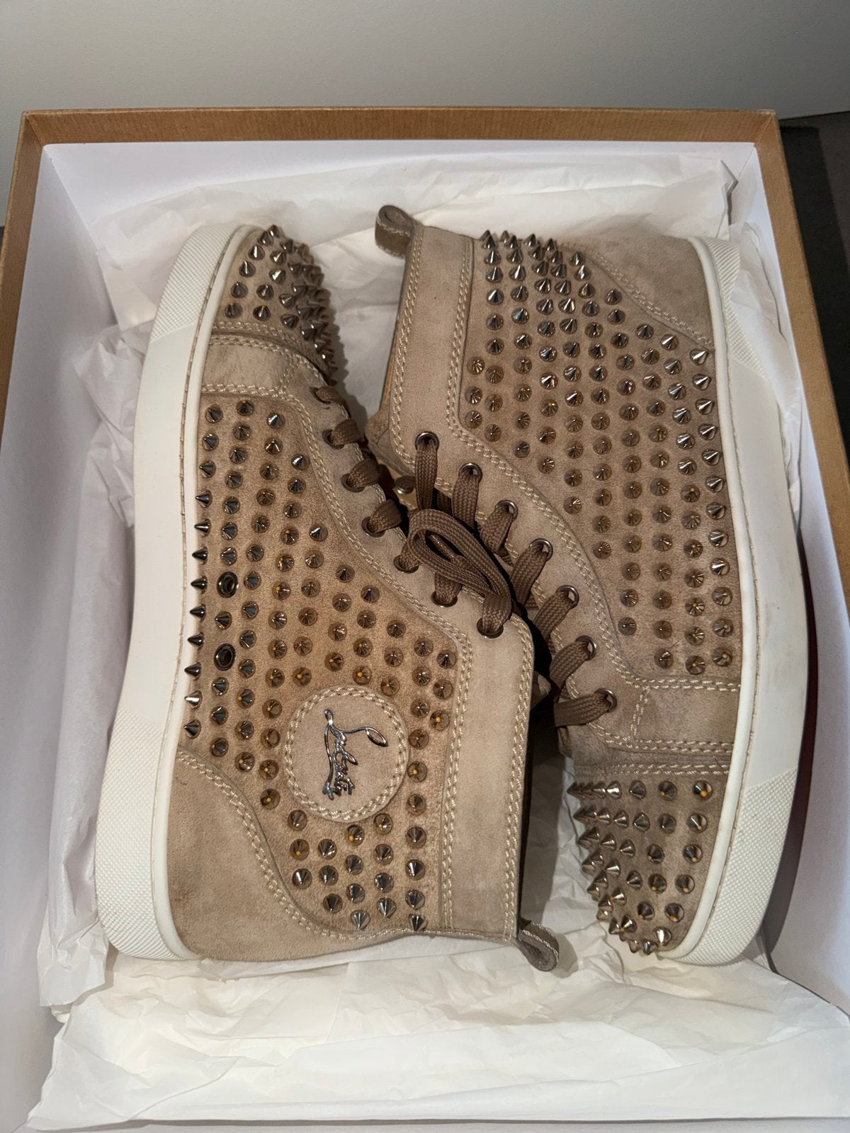 Christian Louboutin Louis Flat Spikes Sneakers Maat 42.5, Ophalen of Verzenden, Zo goed als nieuw, Overige kleuren, Sneakers of Gympen