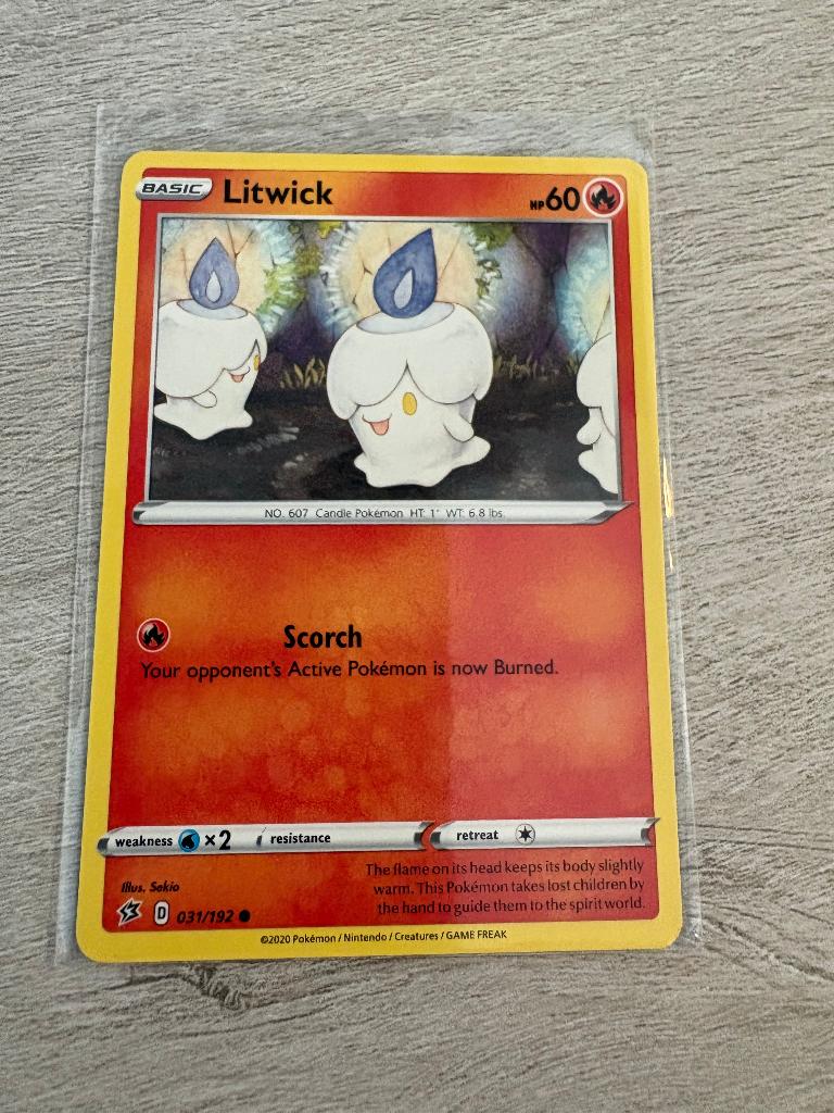 Litwick 031/192 Rebel Clash - Pokémon Kaart, Ophalen of Verzenden, Nieuw, Losse kaart