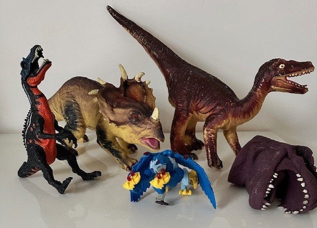 5 verschillende dino's zgan (sp288), Ophalen of Verzenden, Zo goed als nieuw