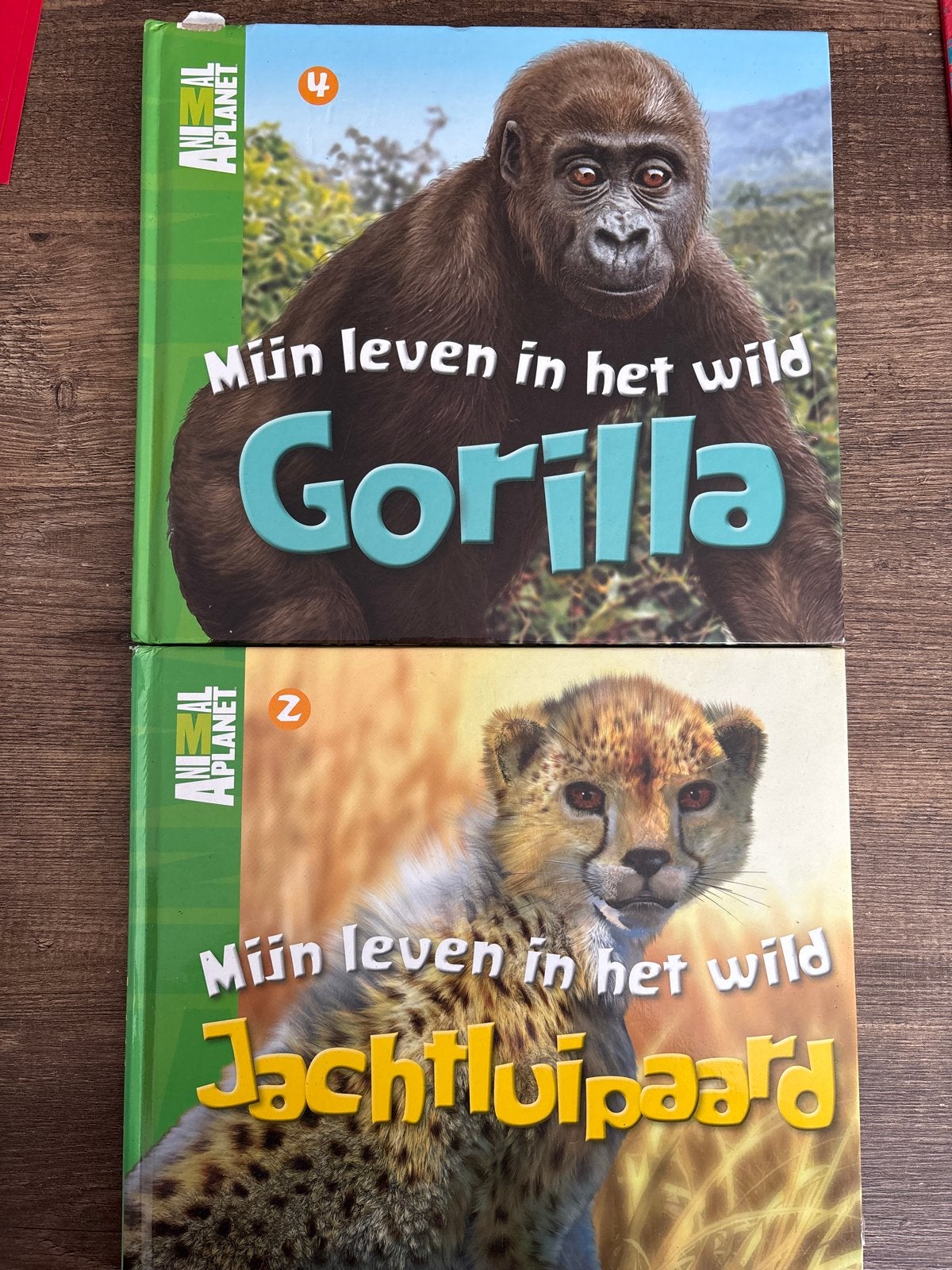 Animal Planet: Mijn leven in het wild - Gorilla & Jachtluipa, Boeken, Natuur, Ophalen of Verzenden, Zo goed als nieuw, Natuur algemeen
