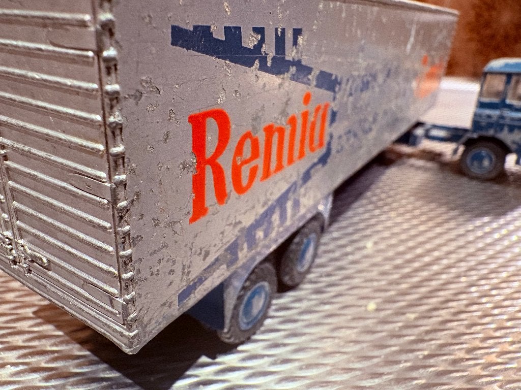 Oude Remia Lion Car no 36 Vrachtwagen Speelgoed, Ophalen of Verzenden, Gebruikt, Bus of Vrachtwagen
