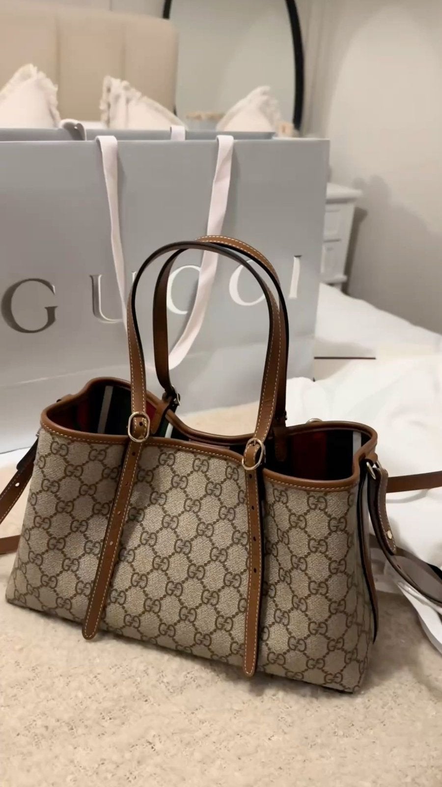 Gucci tas emblem, Ophalen, Zo goed als nieuw, Zwart, Schoudertasje