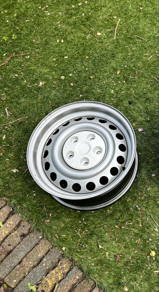 15 inch stalen velg voor Fendt caravan, Ophalen of Verzenden, Zo goed als nieuw
