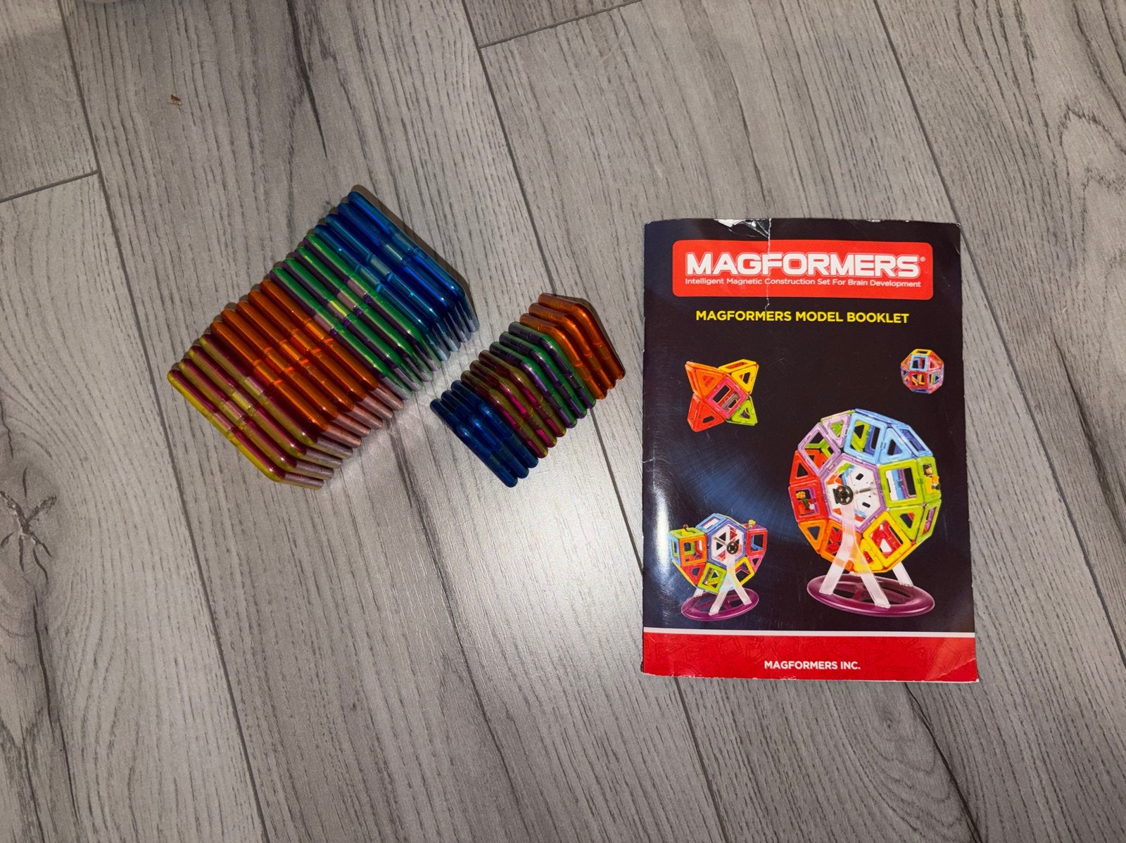 Magformers magnetisch constructiespeelgoed met boekje, Ophalen of Verzenden, Gebruikt, Overige merken