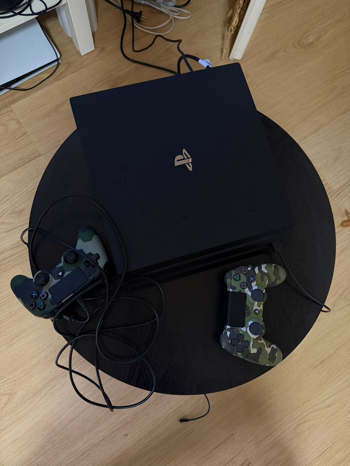 Playstation 4 pro - 1 TB, Ophalen, 1 TB, Met 2 controllers, Pro