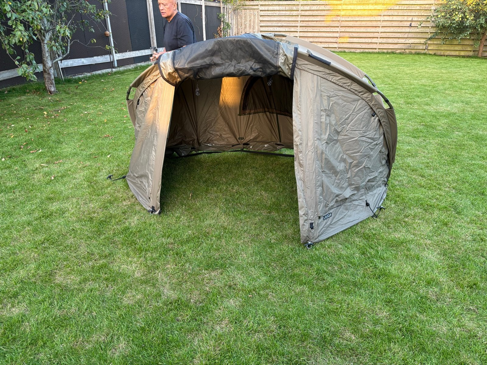 Lavida karper tent - zo goed als nieuw, Caravans en Kamperen, Ophalen of Verzenden, Zo goed als nieuw